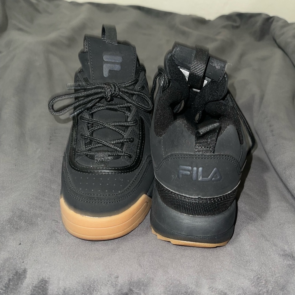 Fila black chunky sneakers size 8